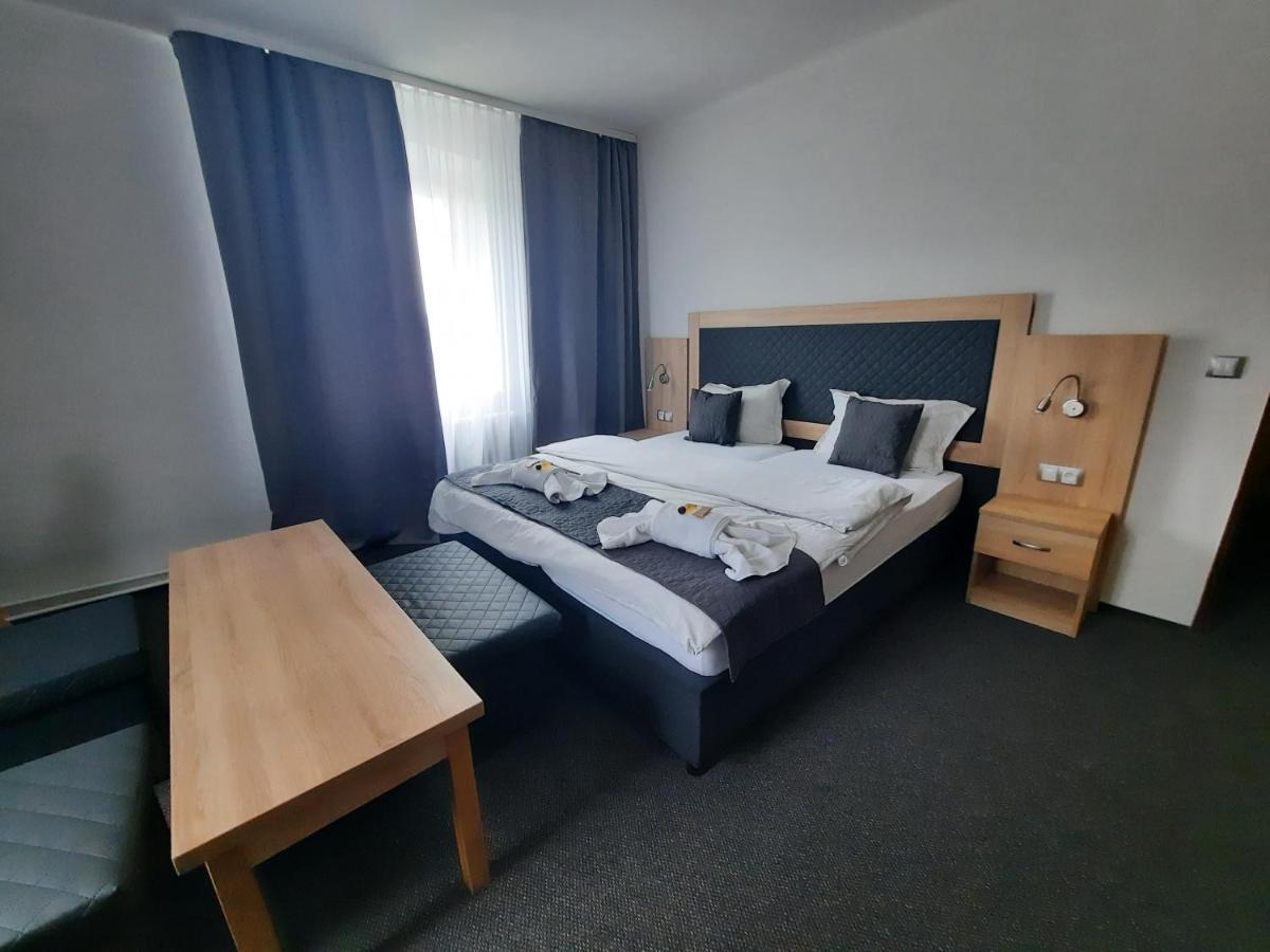 Hotel Cervenohorske Sedlo Loučná nad Desnou Bagian luar foto